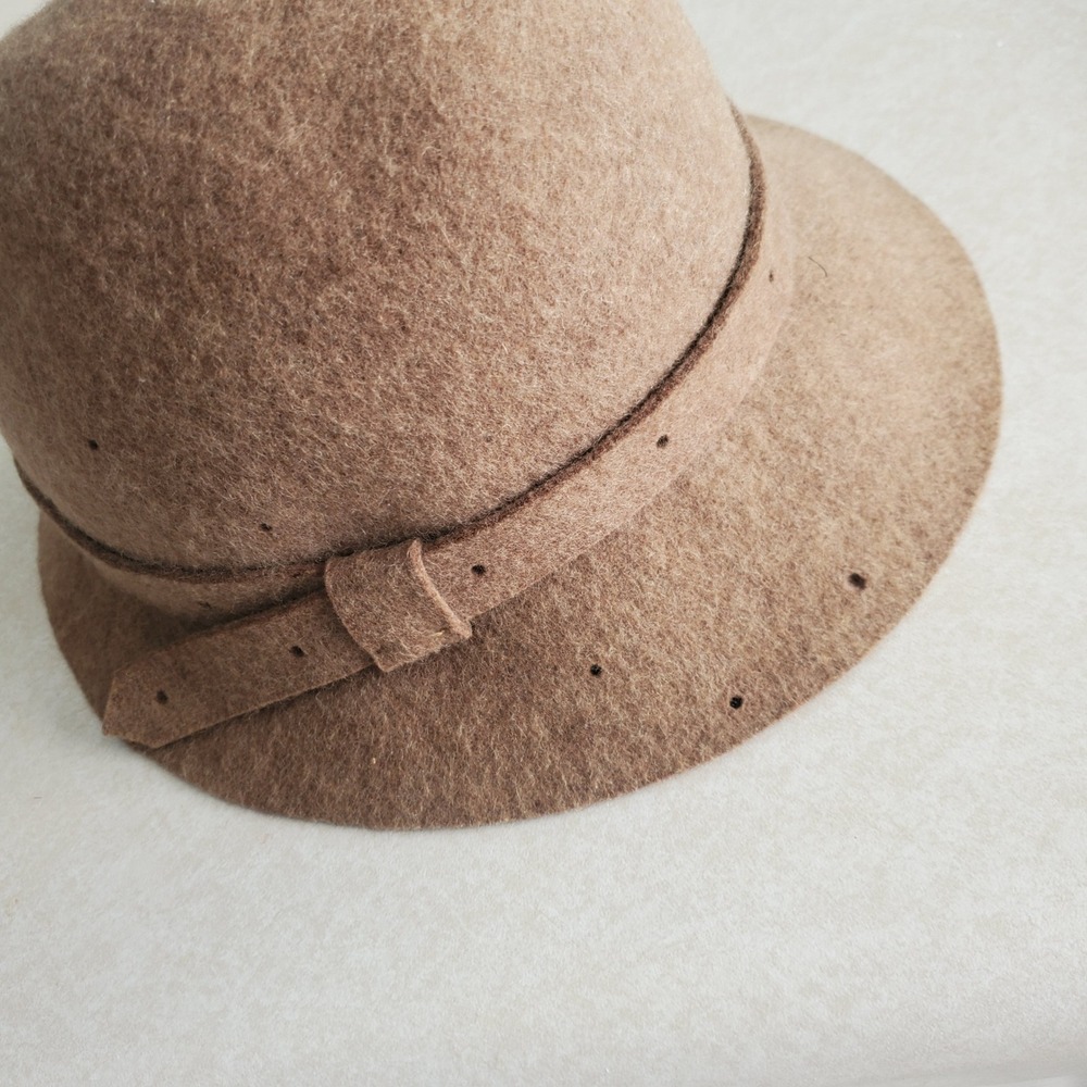 Vintage Italian 100% Wool Tan‎ Perforated Cloche Bucket Hat Brown Fedora